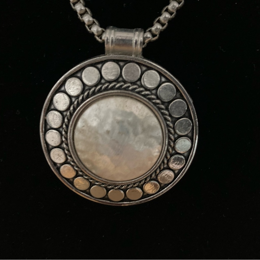 Chicos necklace. Silver with pearlescent center. 16” with 5” extender.